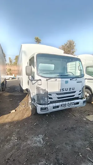 Isuzu NQR Closed Body 2021 White