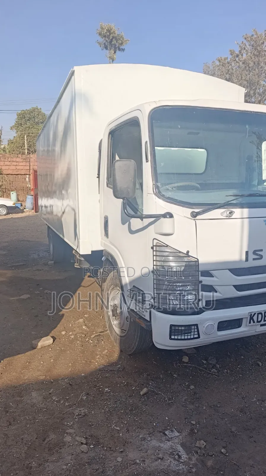 Isuzu NQR Closed Body 2021 White