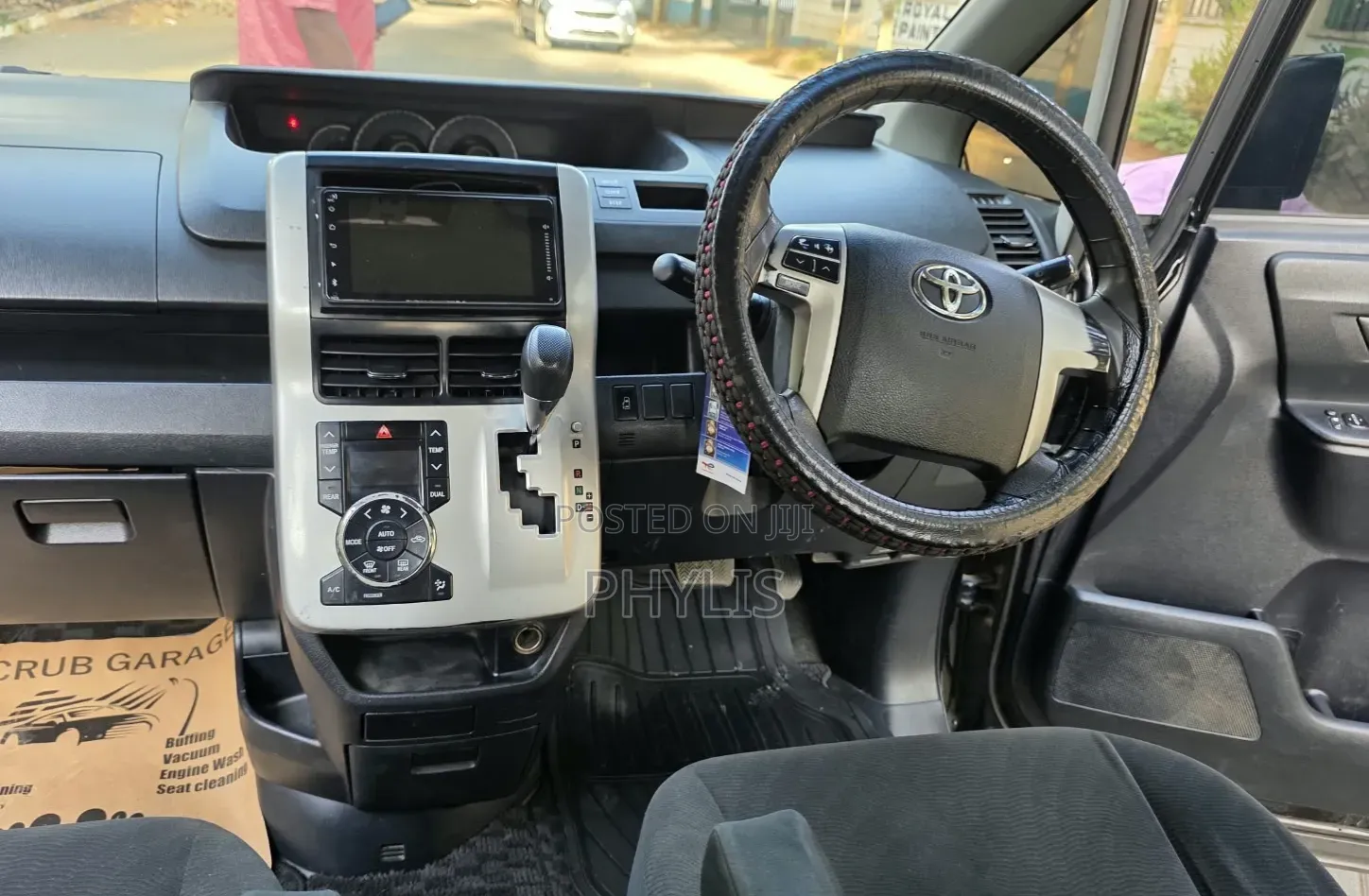 Toyota Voxy 2015 Black