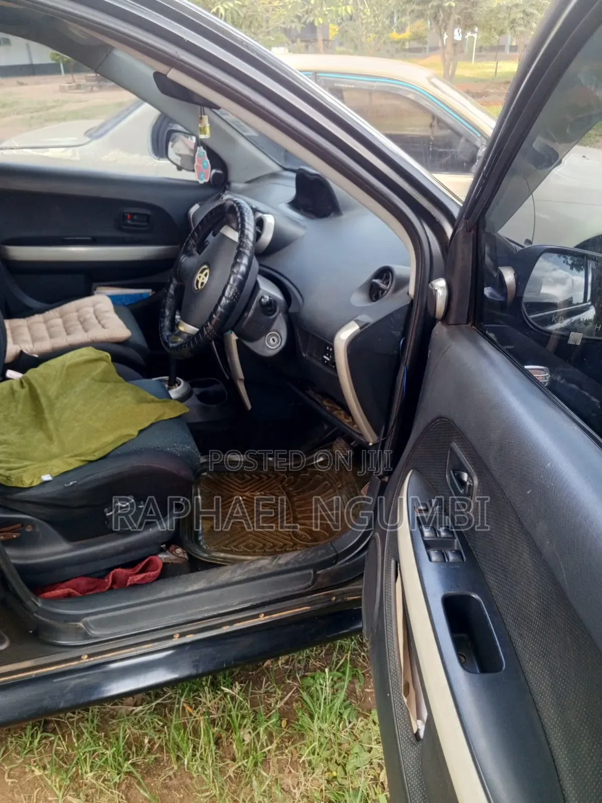 Toyota IST 2007 Black