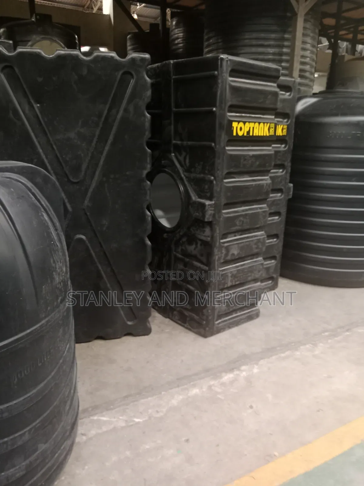Rectangular or Loft Tank Black 1000l. New.