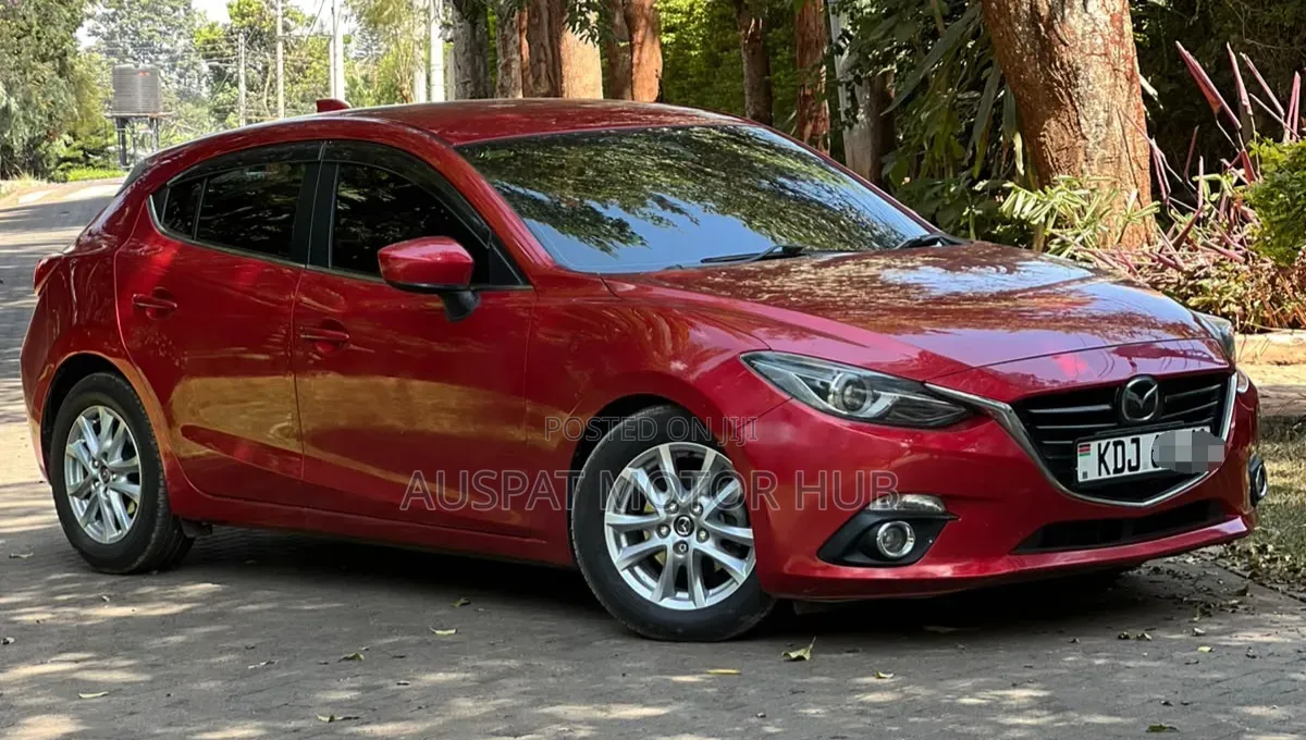 Mazda Axela 2015 Red