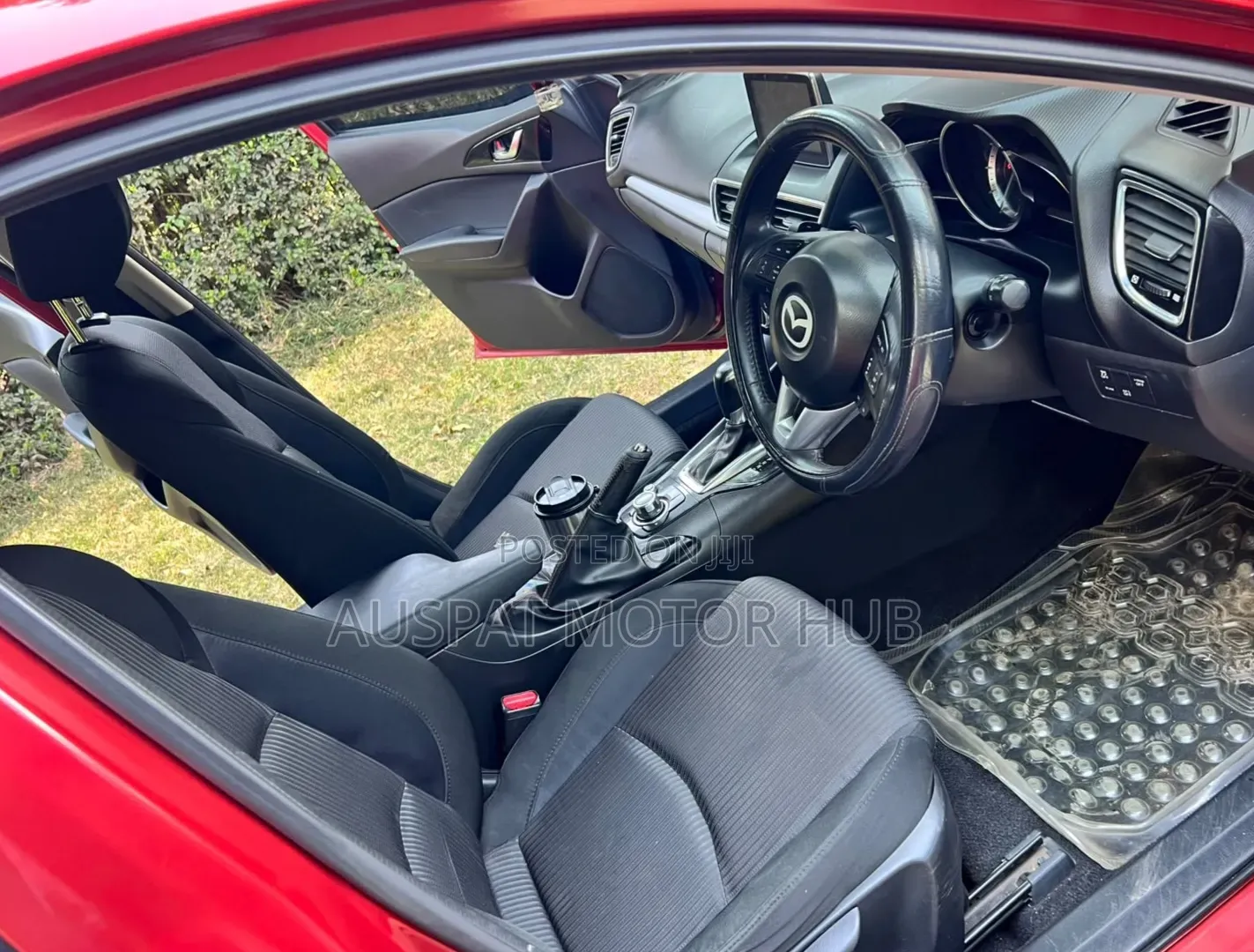 Mazda Axela 2015 Red