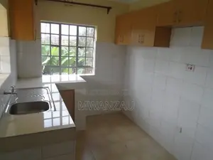 3bdrm House in Ngoingwa Estate for rent