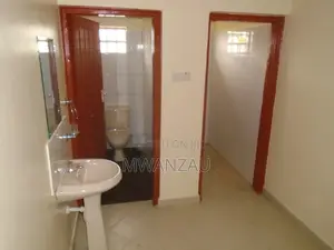 3bdrm House in Ngoingwa Estate for rent