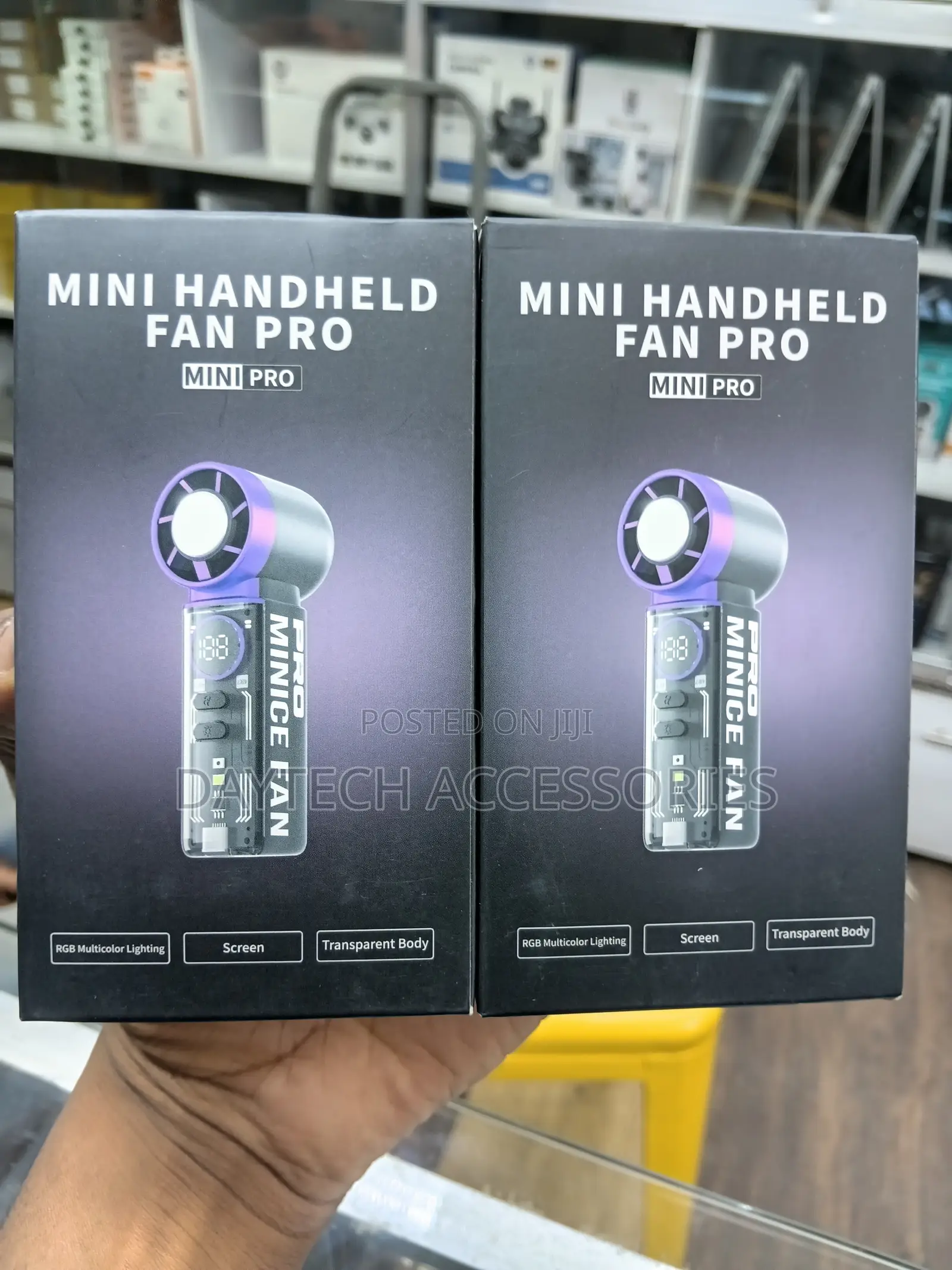K824 Concentrated Wind Turbine Handheld Mini High Speed Fan(Black)