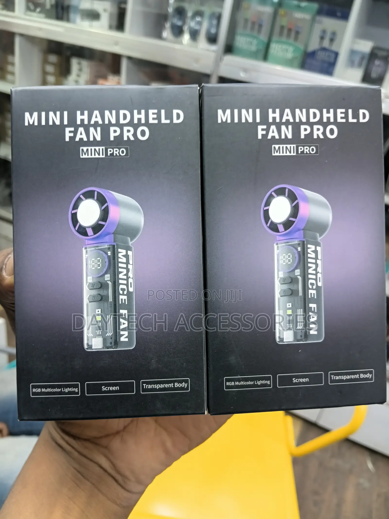 K824 Concentrated Wind Turbine Handheld Mini High Speed Fan(Black)