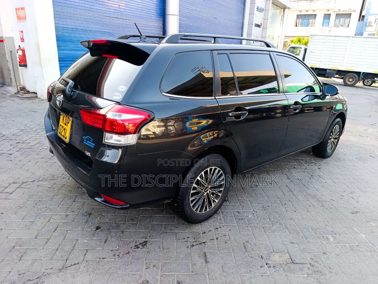 Toyota Corolla Fielder 2016 Black