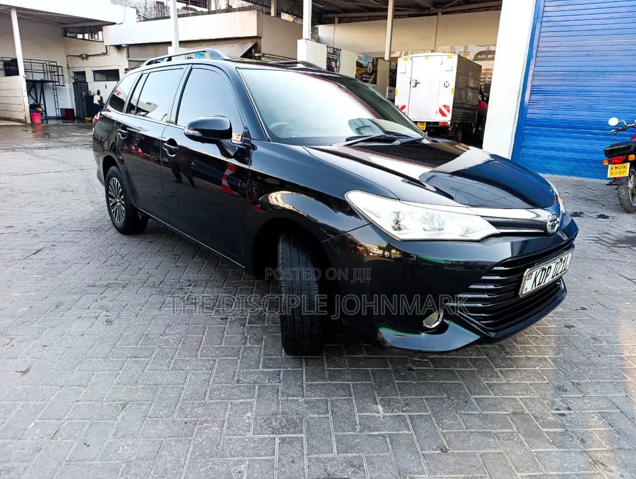 Toyota Corolla Fielder 2016 Black