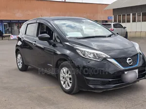 Nissan Note 1.2 Hybrid 2019 Black