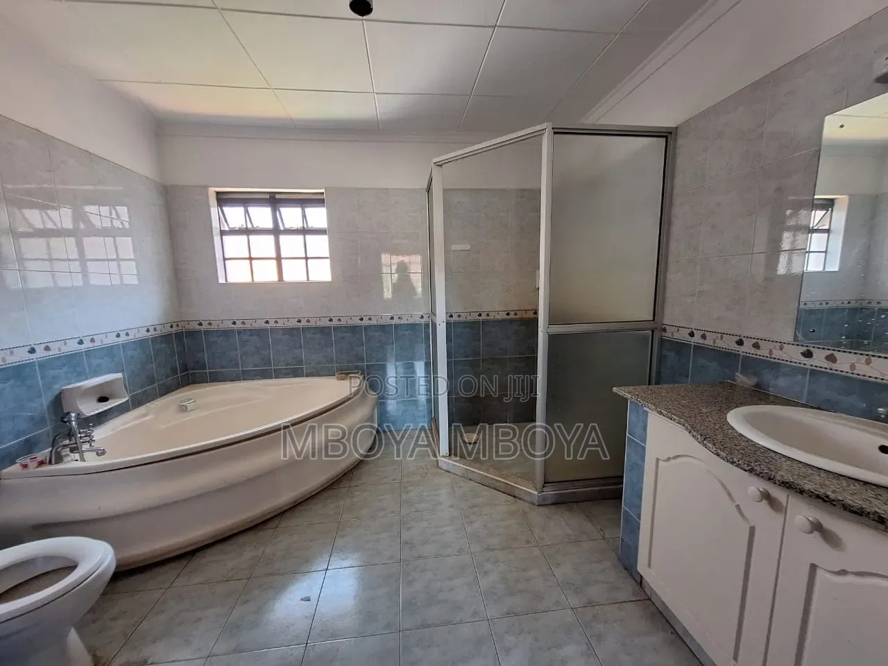 4bdrm Townhouse / Terrace in Spring Valley for rent