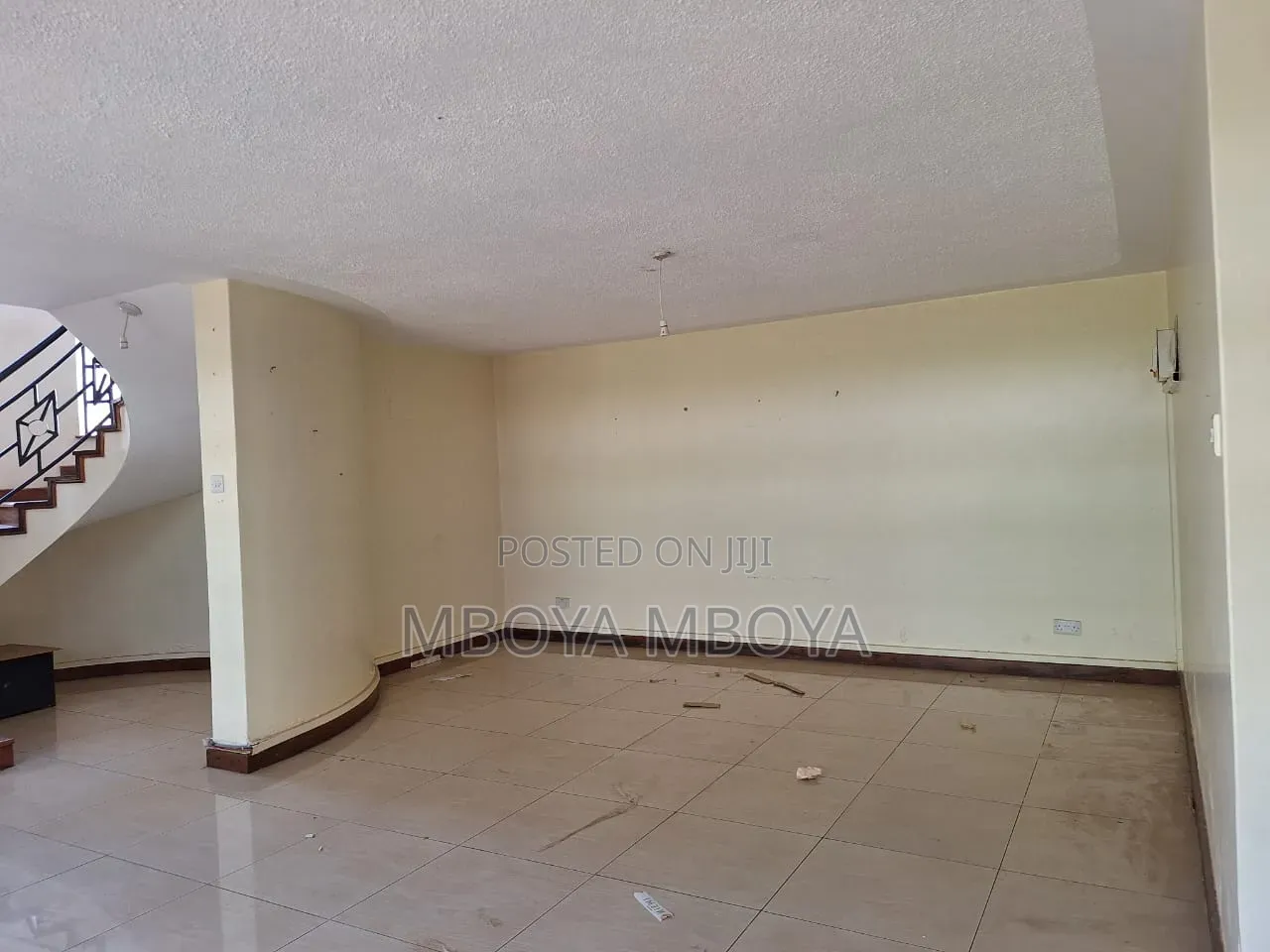 4bdrm Townhouse / Terrace in Spring Valley for rent