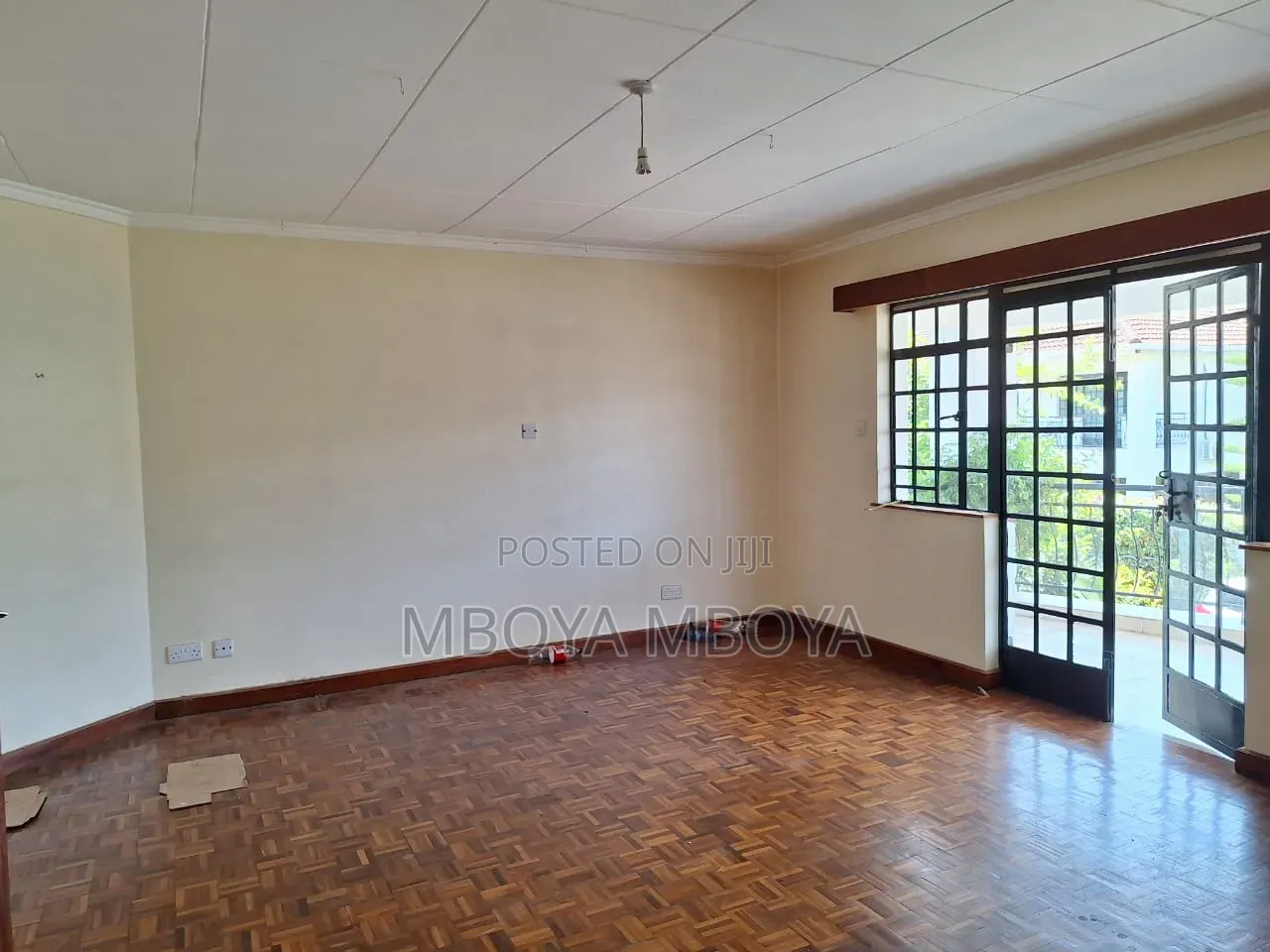4bdrm Townhouse / Terrace in Spring Valley for rent