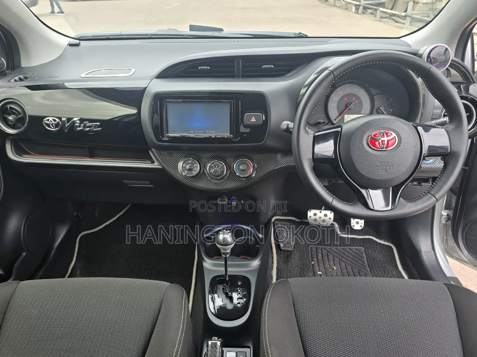 Toyota Vitz 1.0 FWD 5dr 2019 Silver