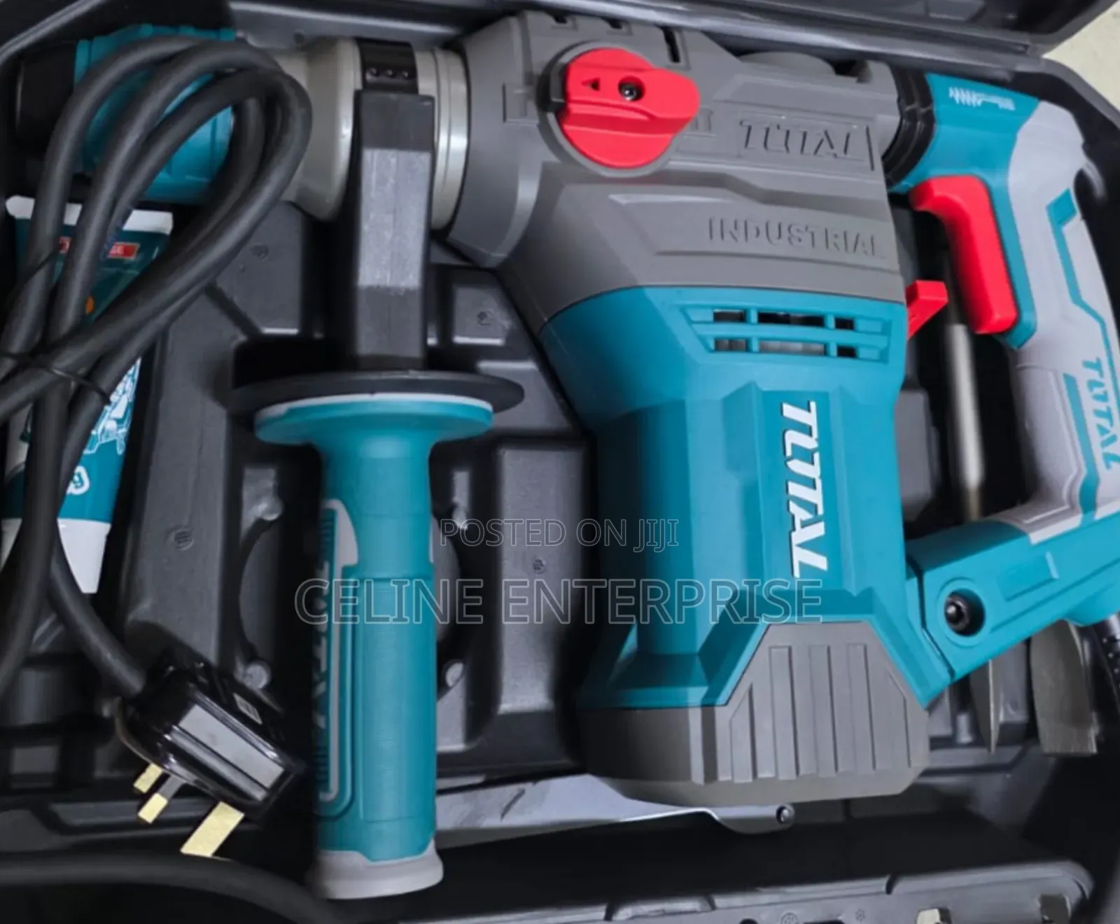 Heavy-Duty 1500W Concrete Breaker – 10.5KG