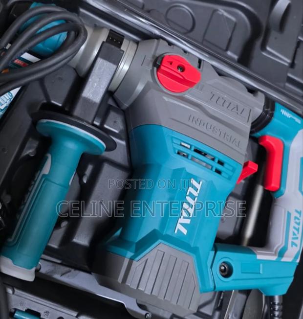 10.5KG 1500W Heavy-Duty Demolition Hammer