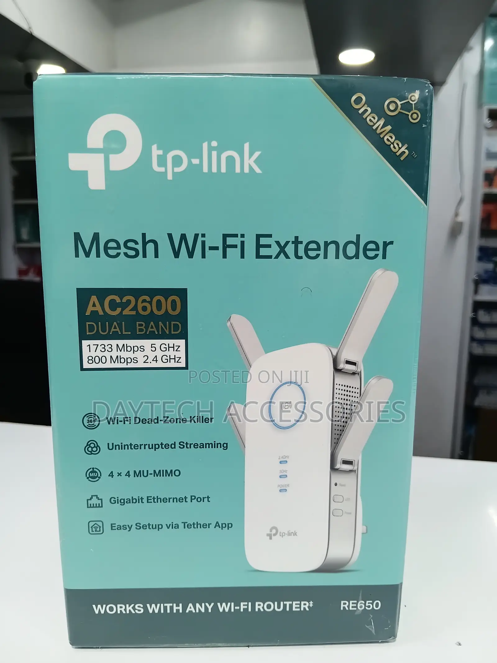 The TP-Link RE650 AC2600 Dual Band Mesh Wi-Fi Range Extender - White