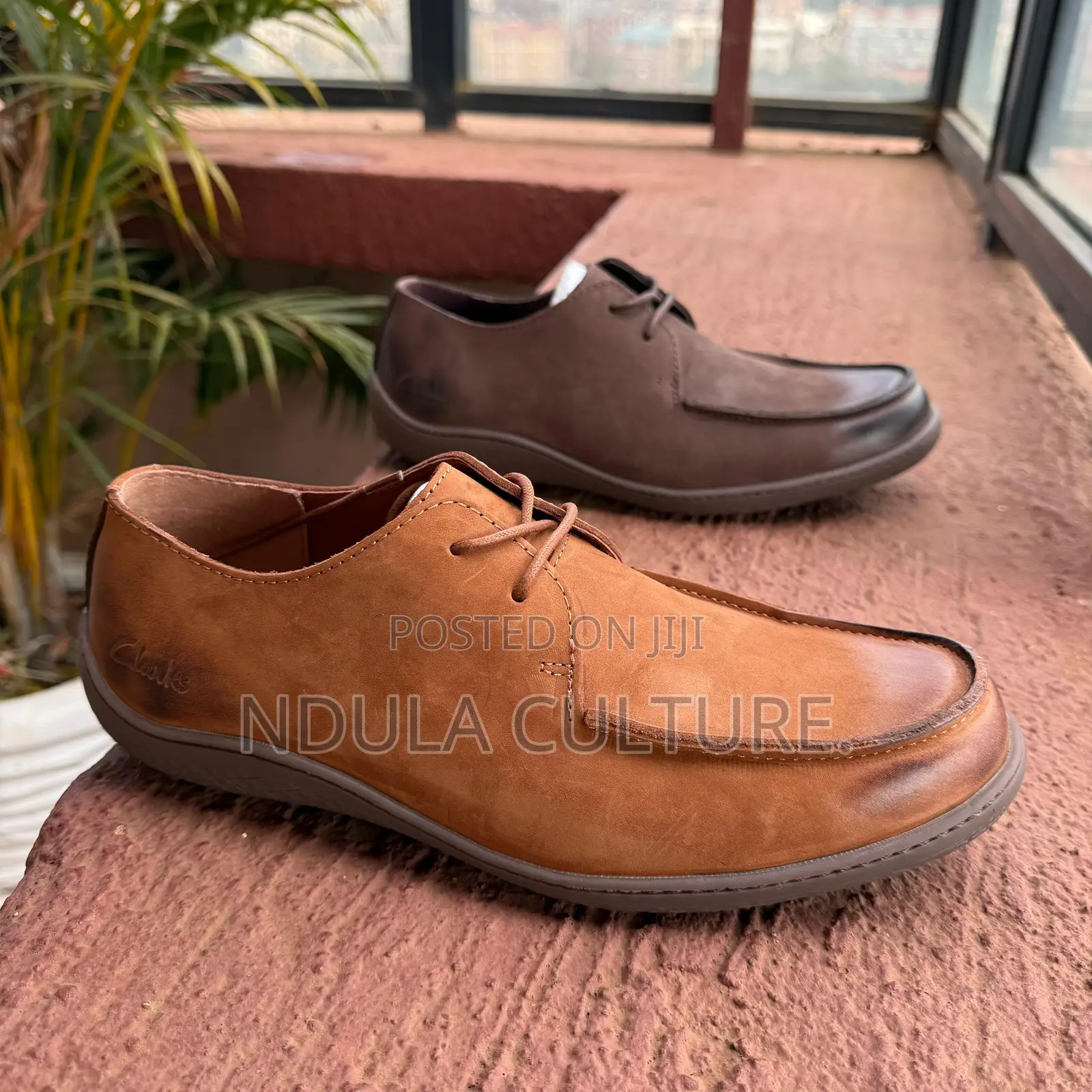 Clarks Pure Leather and Rubber Sole Casuals
