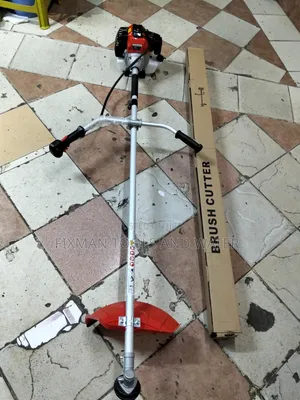High Speed Brush Cutter Machine With Two Extra Brades