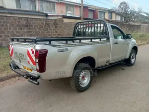 Isuzu D-MAX 2020 Gray