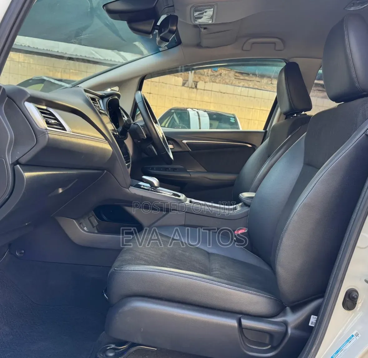 Honda Fit Shuttle 2019 White