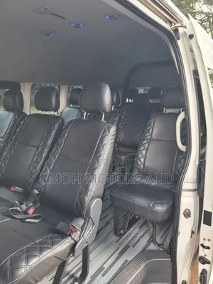 Toyota HiAce 2018 White