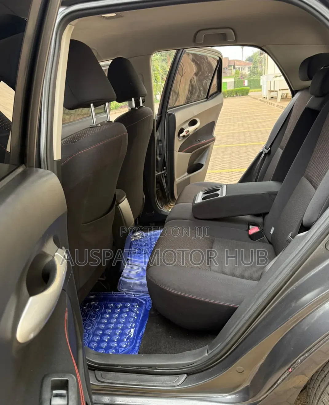 Toyota Auris 2010 Gray