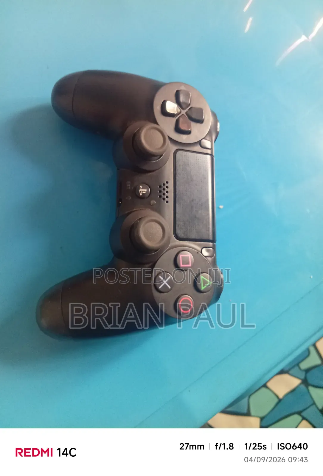 Selling Ps4 Gamepad
