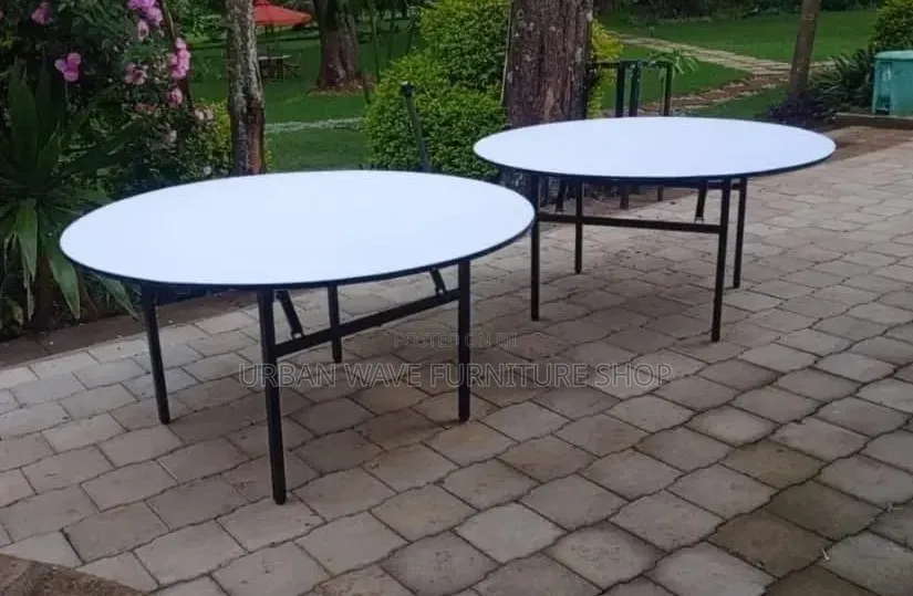 Round Foldable Outdoor Tables