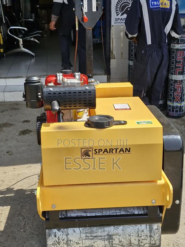 Double Drum Vibratory Road Roller Diesel Engine Compactor Roller - thumbnail 3