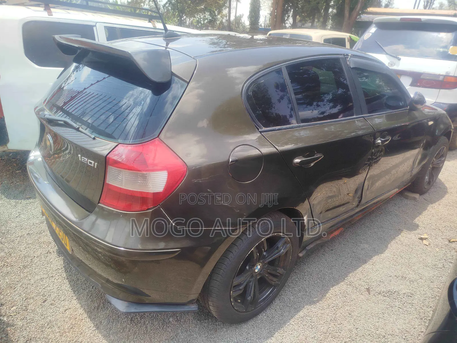 BMW 120i 2006 Brown