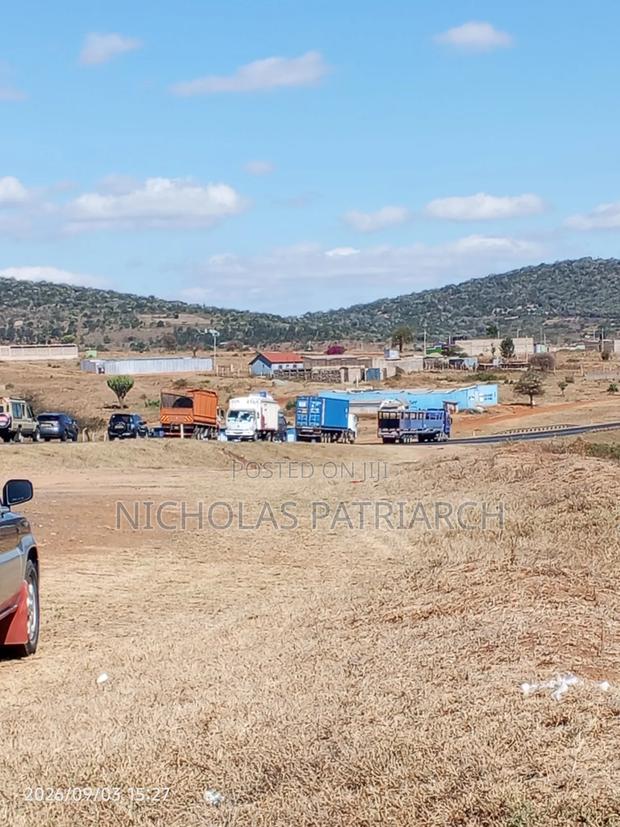 10 Acres Konza Kwa Dc Selling @ 40m
