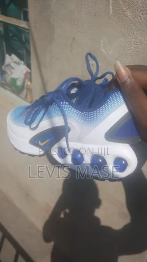 Sport Shoes Blue Size 43