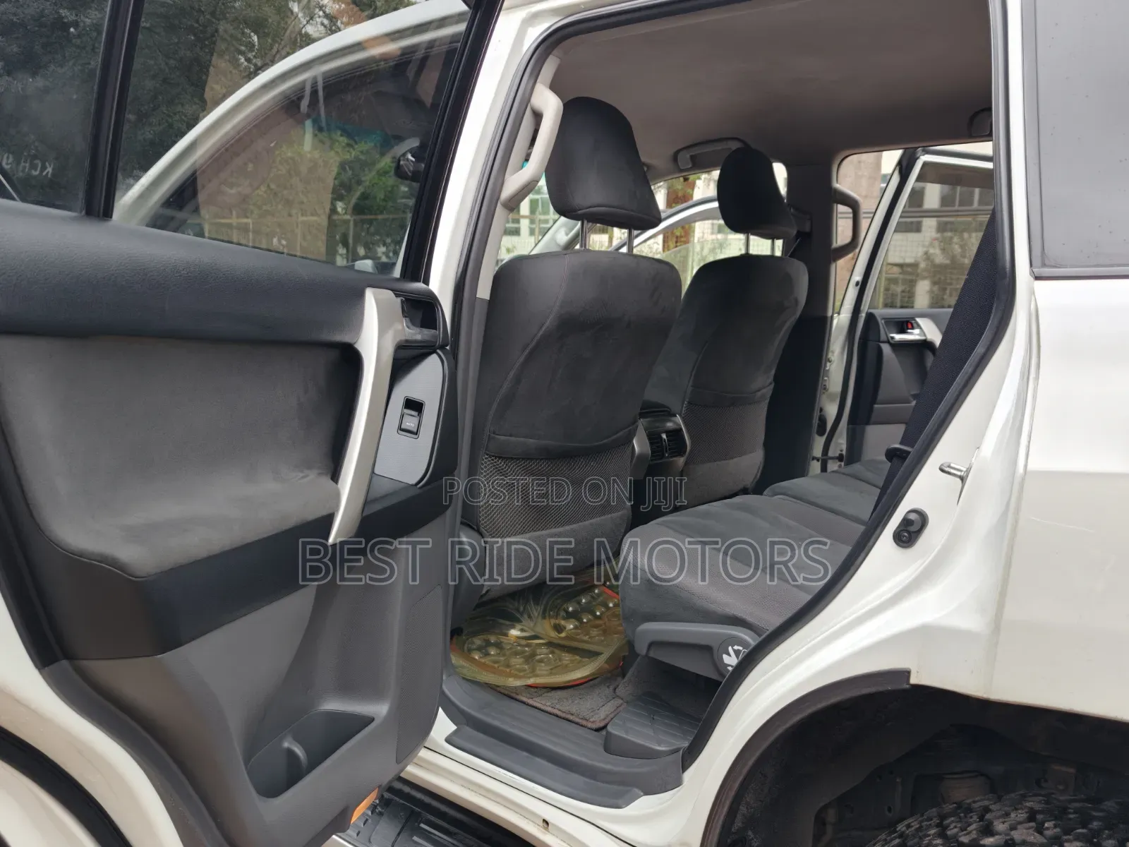 Toyota Land Cruiser Prado 4.0 Petrol TZ-G 2013 White