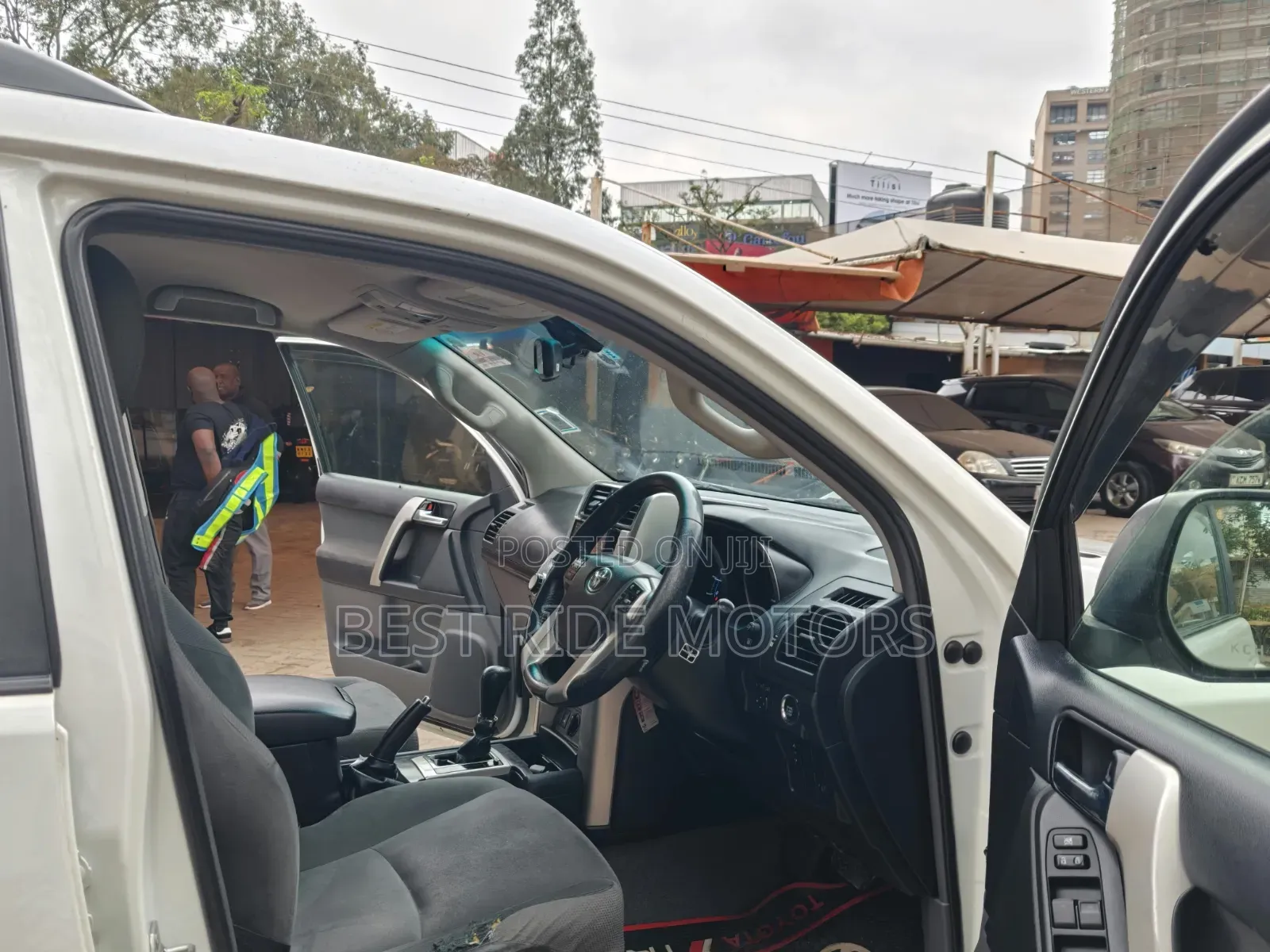 Toyota Land Cruiser Prado 4.0 Petrol TZ-G 2013 White