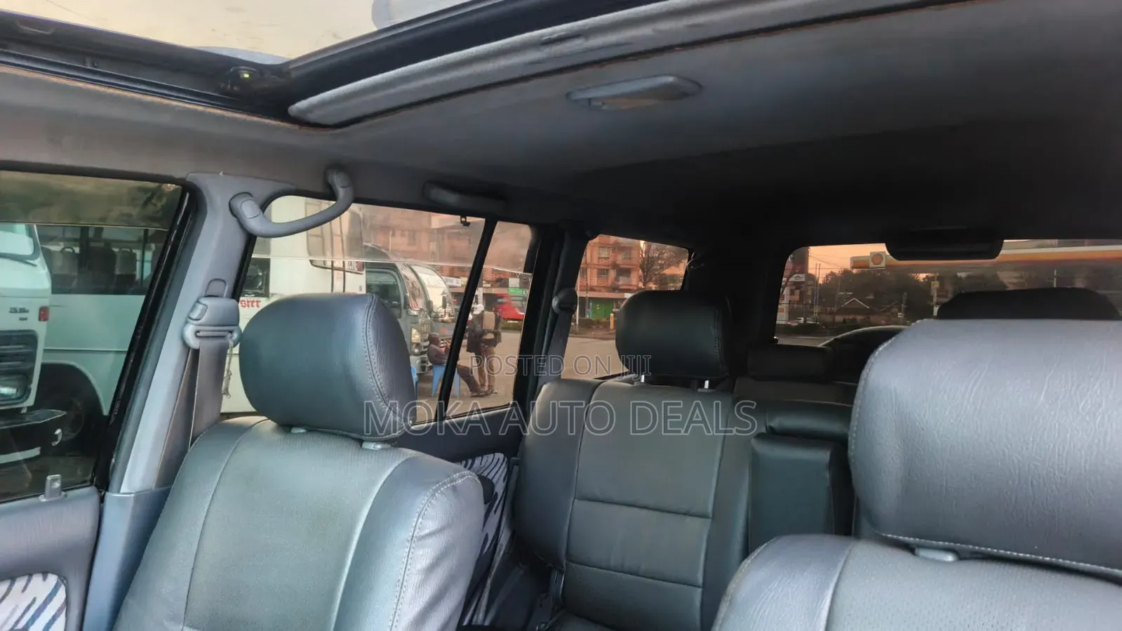 Toyota Land Cruiser 1999 Silver