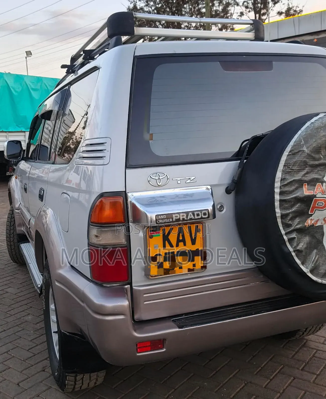 Toyota Land Cruiser 1999 Silver