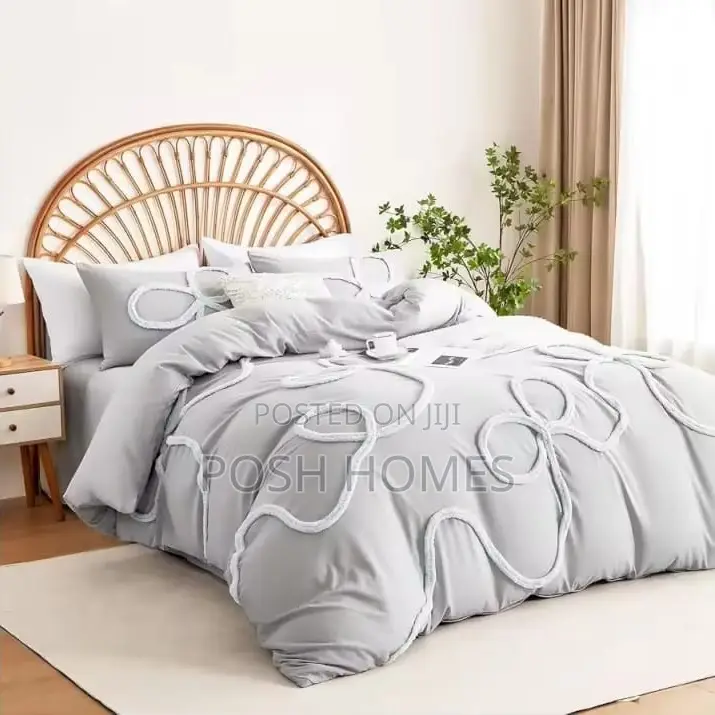 BEAUTIFUL Bowknot Tufted Duvet Cover Set