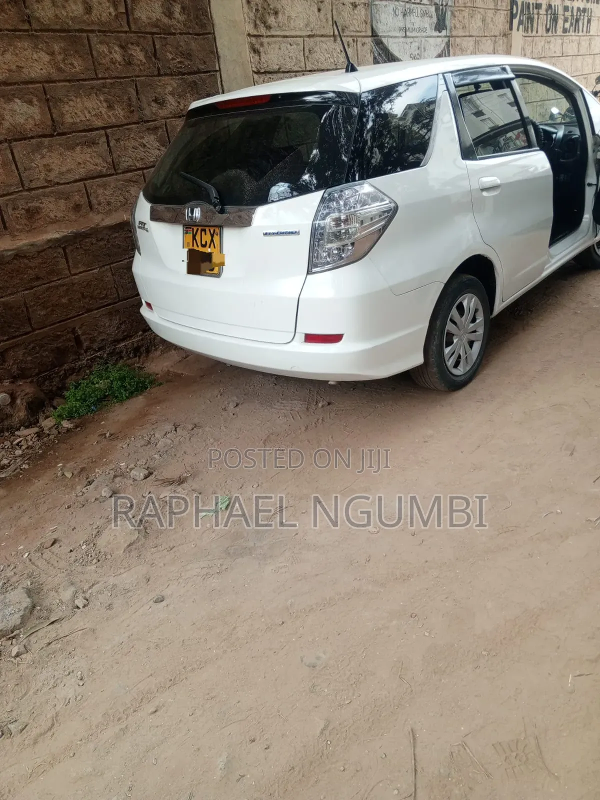 Honda Shuttle 2015 White