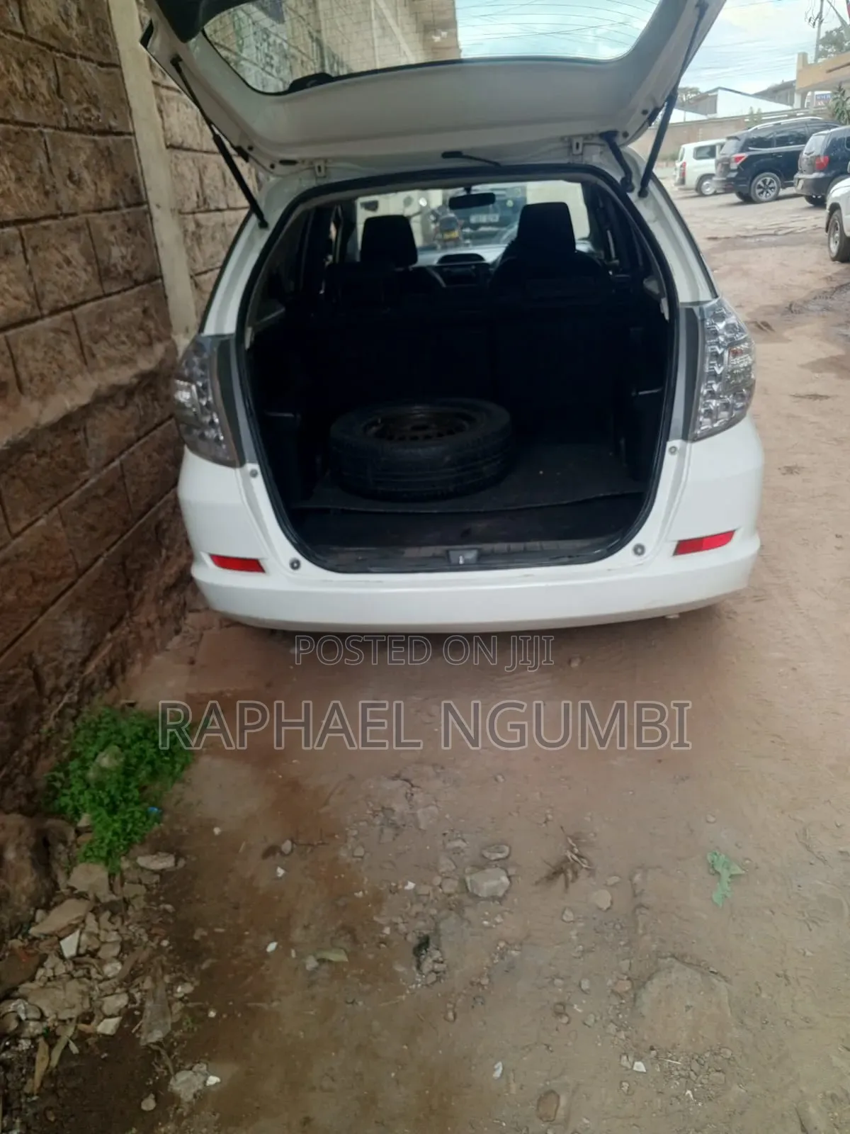 Honda Shuttle 2015 White