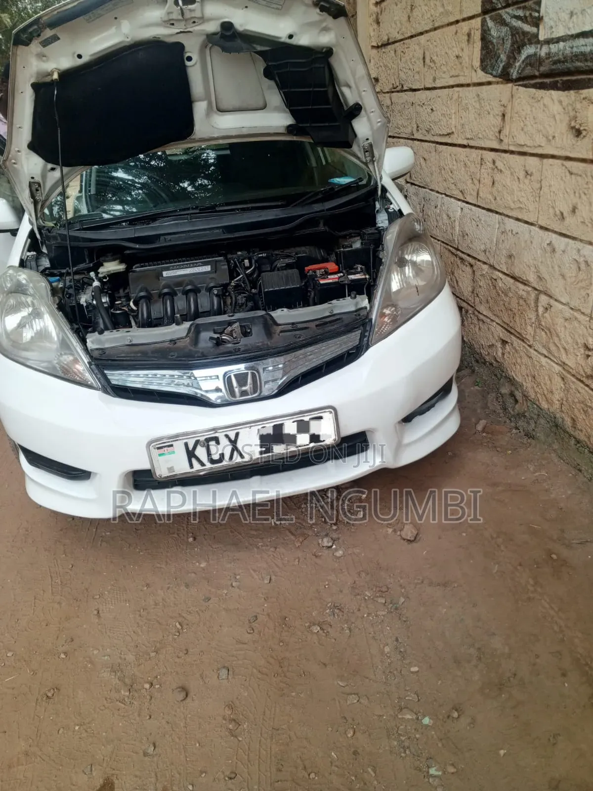 Honda Shuttle 2015 White