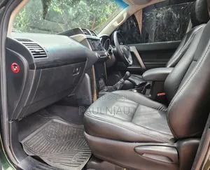 Toyota Land Cruiser Prado 2014