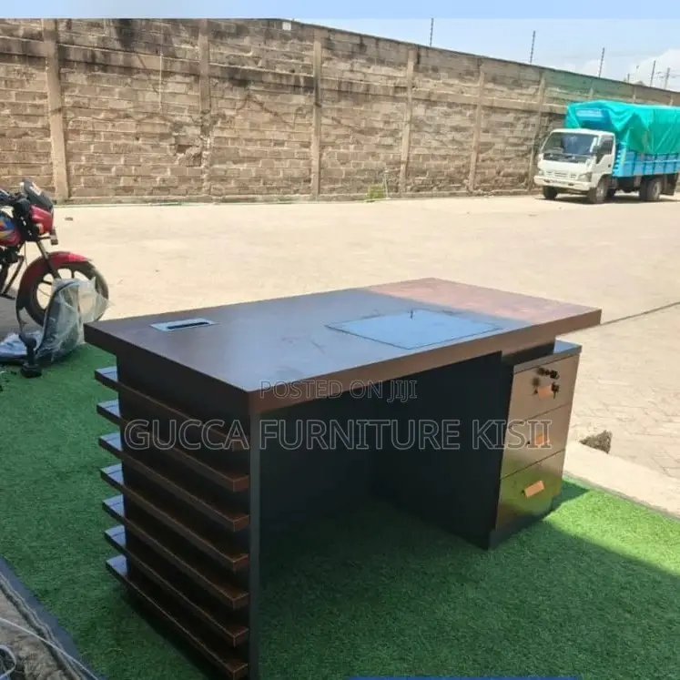 Office Desk; 1.4M Wooden Executive Office Desk