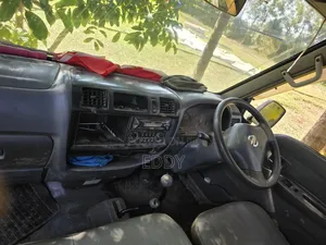 Nissan Vanette 2014