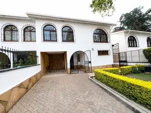 4bdrm Townhouse / Terrace in Kileleshwa for rent