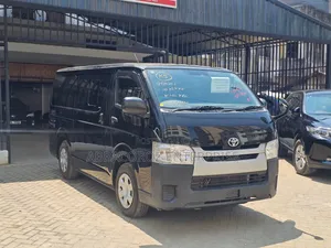Toyota HiAce 2019 Black