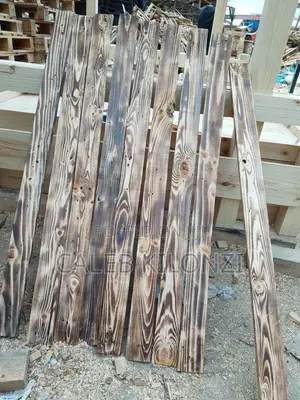 Rustic Pallet Stripes