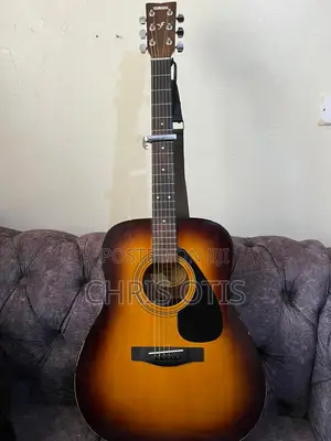 Yamaha F310 Acoustic Guitar