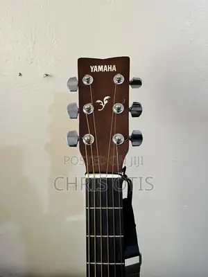 Yamaha F310 Acoustic Guitar