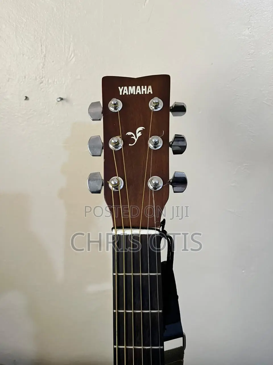Yamaha F310 Acoustic Guitar